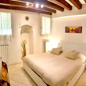  Apartament Biennale Ca Dario Włochy