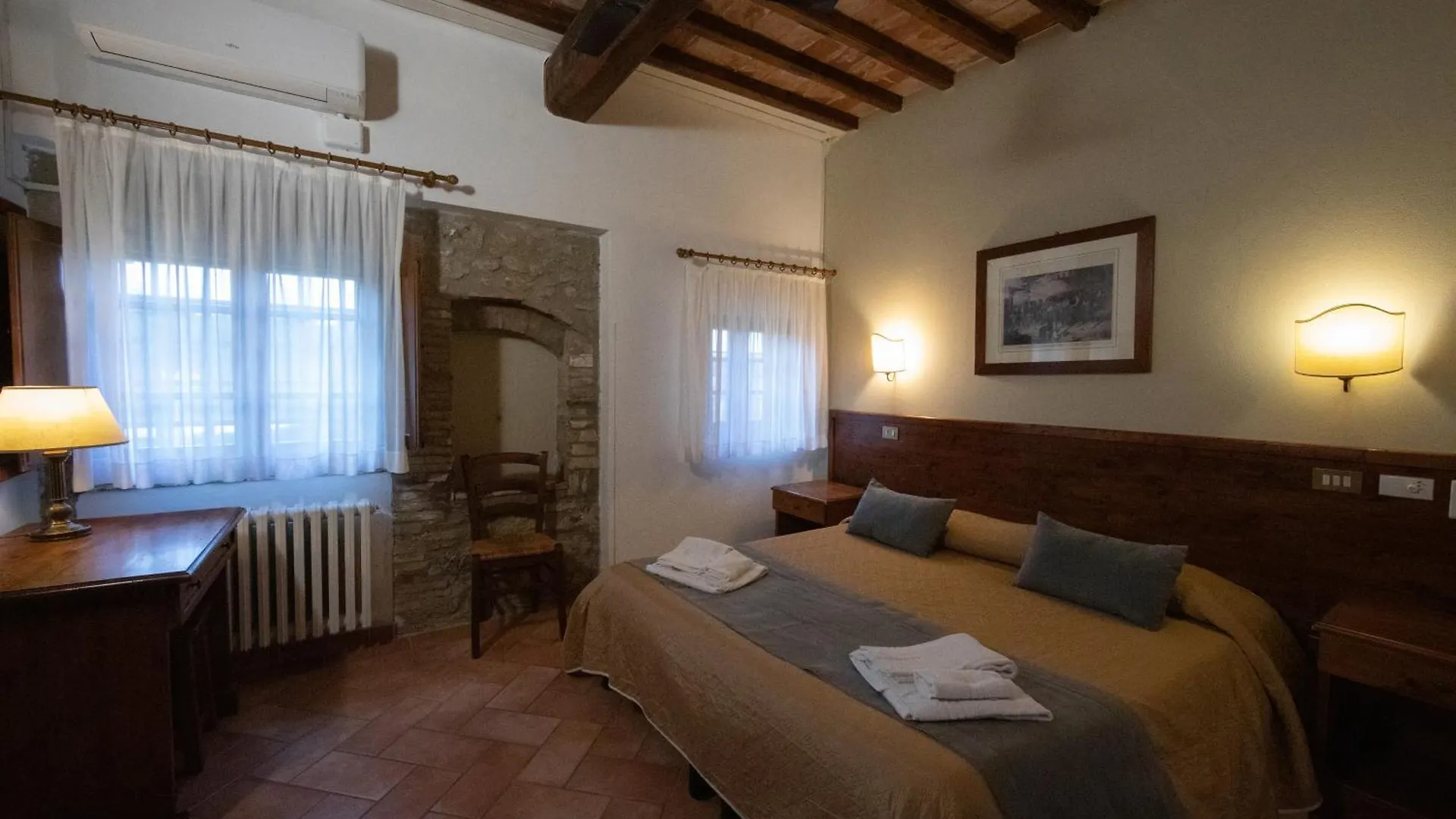 Gospodarstwo agroturystyczne Tenuta Decimo - Il Borgo Di Mariano San Gimignano Włochy